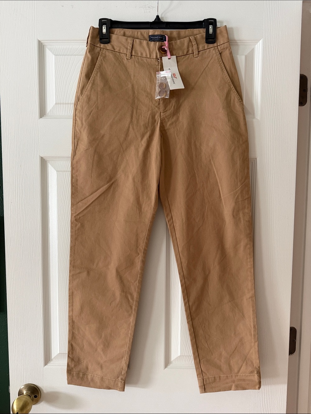 Vineyard Vines Women's Cropped Khaki Ankle Pants